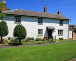 Elmhurst Cottage in Lower Quinton, South West England