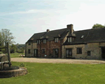 Jaffa Cottage in Great Witcombe, South West England