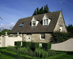 Orchard Cottage. in South Cerney, South West England