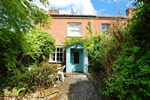 Dreamcatchers Cottage in Hindolveston, East England