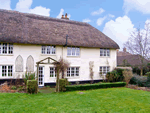 Court Cottage in Rushall, East England
