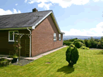 Gwynfan Bungalow in Llanyre, Mid Wales